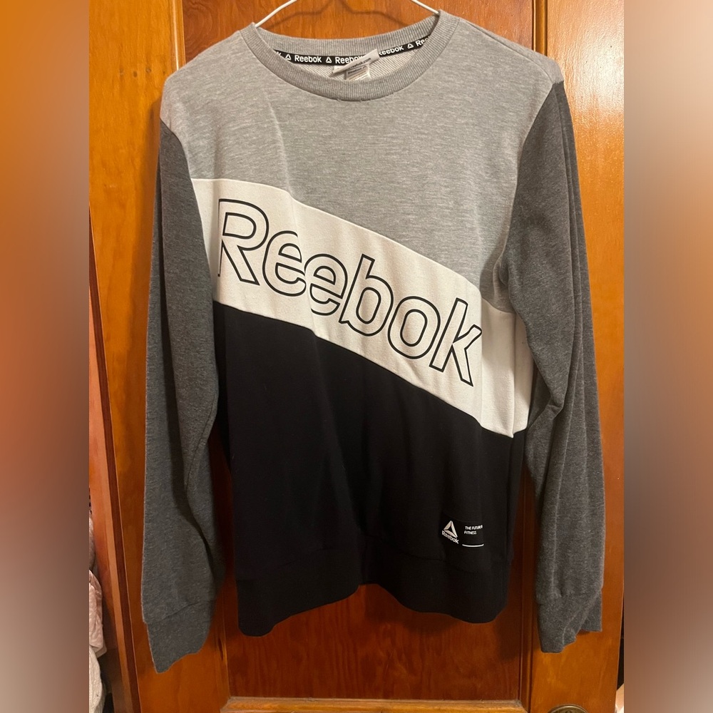 Boys Reebok crew neck sweatshirt